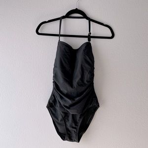 DKNY NWT One-Piece Black Swimsuit Sleeveless with Strap Size: Medium